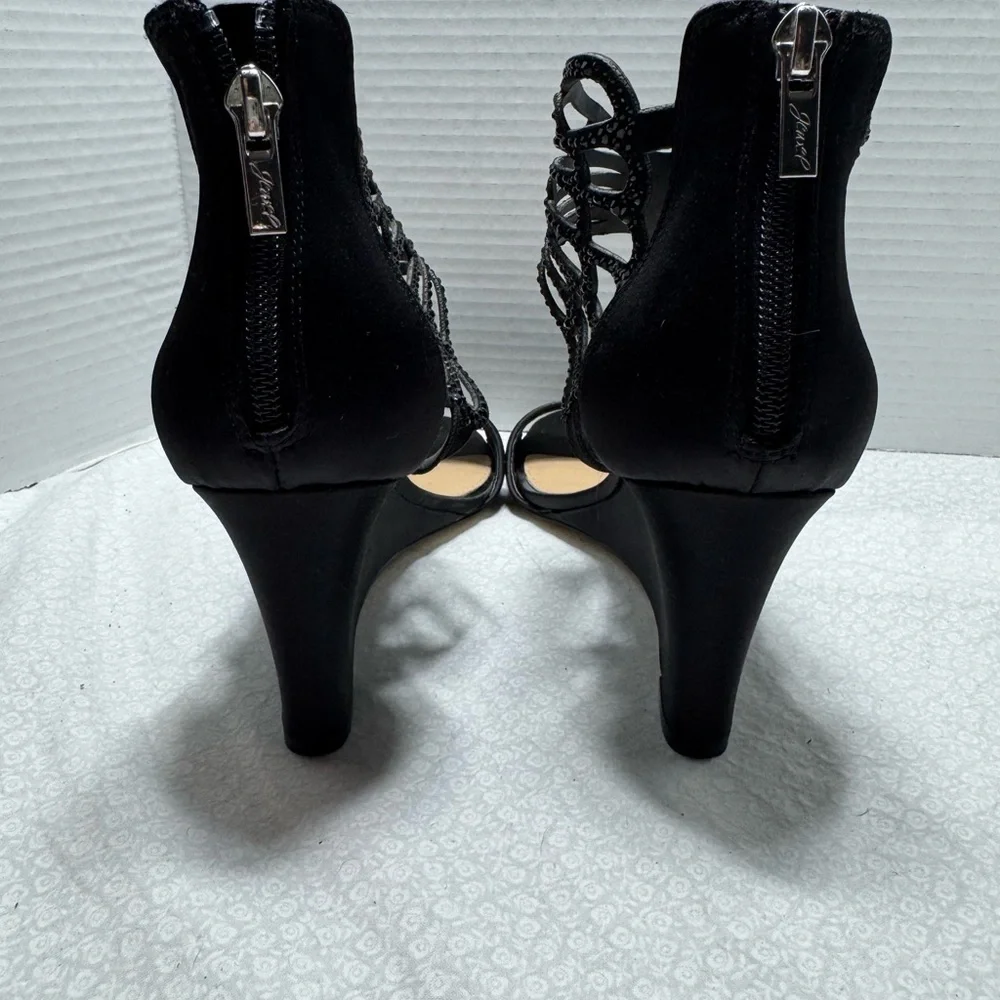 Jewel Badgley Mischka Shoes wedge heel black satin shiny rhinestones zipper 8.5